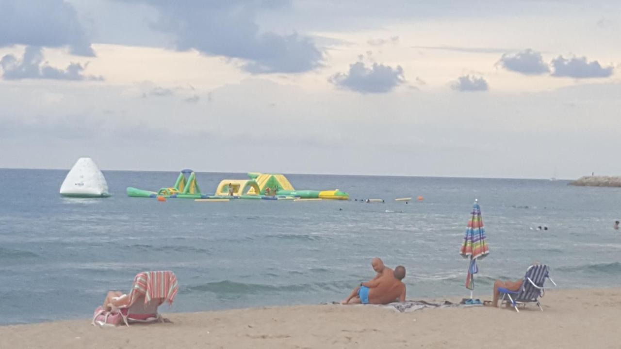 Precioso Apartamento Con Vista Al Mar Calafell Zewnętrze zdjęcie